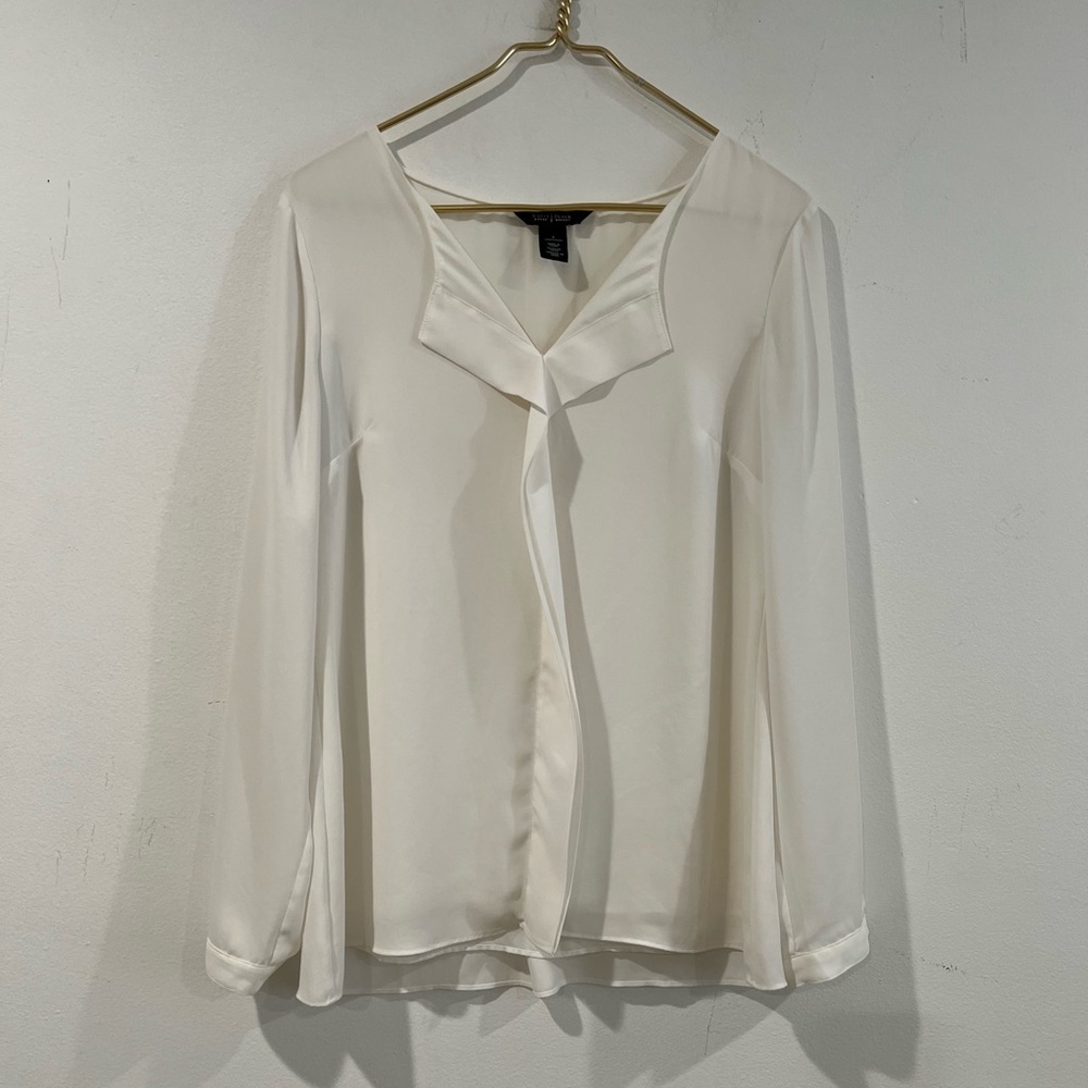 White House Black Market Ivory Satin V-Neck Long Sleeve Blouse